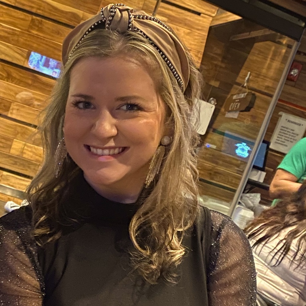 Meet your Posher, Carlee